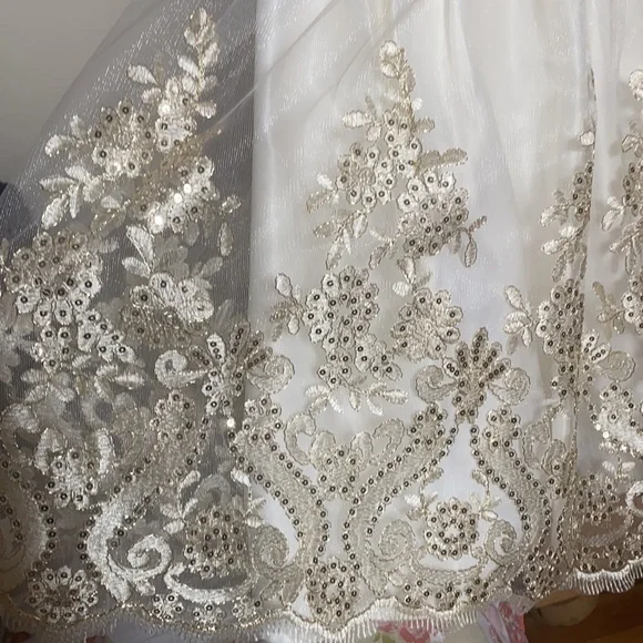 NWT gold lace sparkle flower girl communion dress - Picture 6 of 16